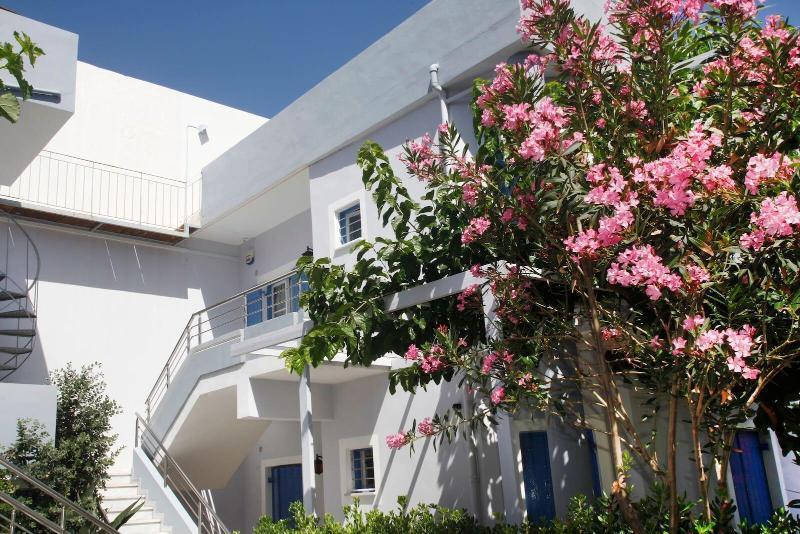 Studios Vasilis Agia Marina  Exterior photo